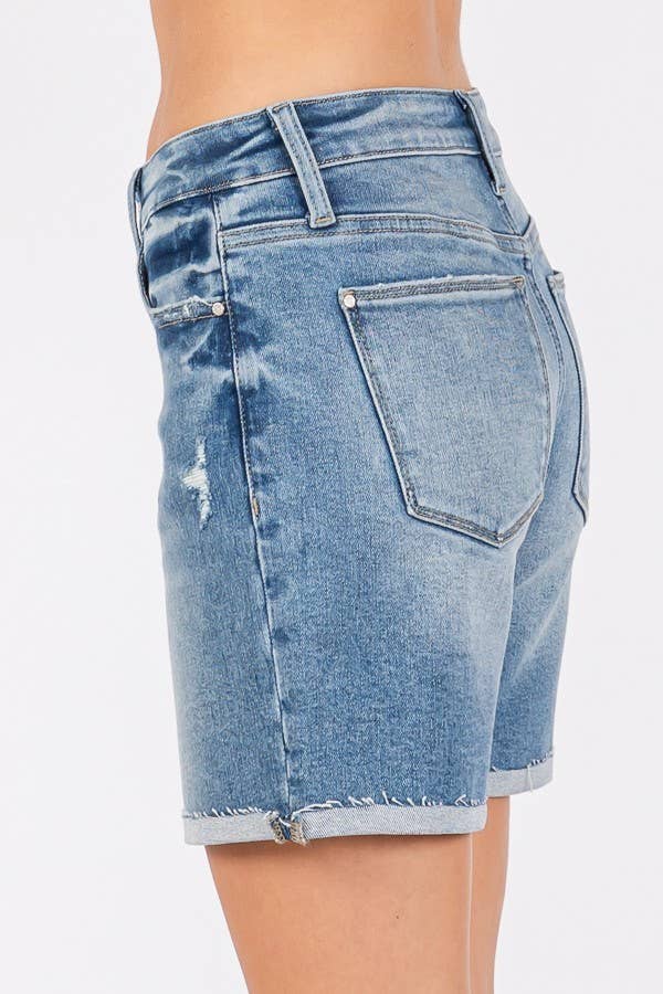 MID RISE STRETCH 7-INCH MIDI SHORTS W/ CUFFED HEM