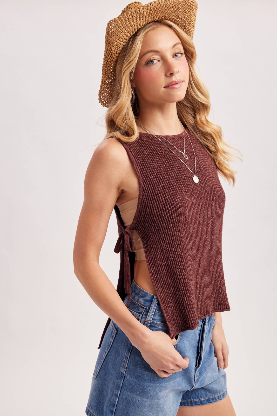 SLEEVELESS RIBBED KNIT TIED OPEN SIDE TOP