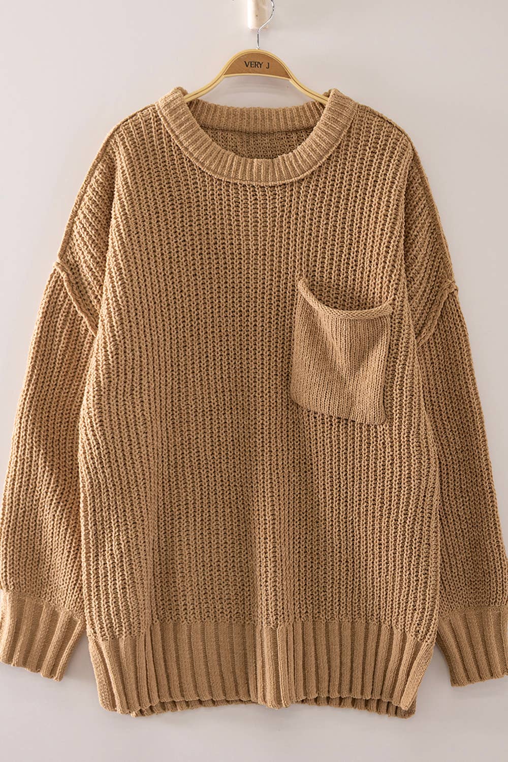 CHUNKY KNIT SWEATER