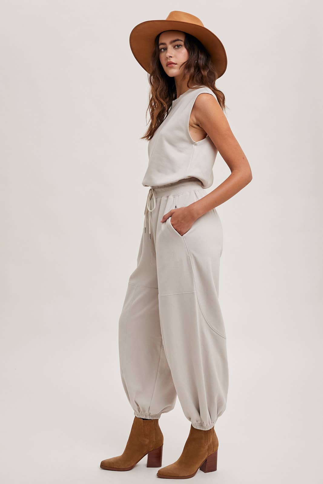 DRAWSTRING WAIST SLEEVELESS KNIT ACIVE JUMPSUIT