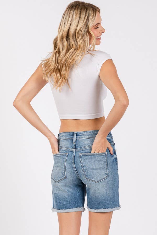 MID RISE STRETCH 7-INCH MIDI SHORTS W/ CUFFED HEM
