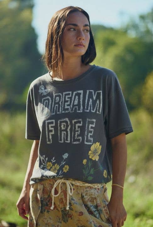 DREAM FREE FLORAL GRAPHIC MINERAL WASH TOP- OVERSIZED