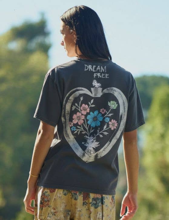 DREAM FREE FLORAL GRAPHIC MINERAL WASH TOP- OVERSIZED