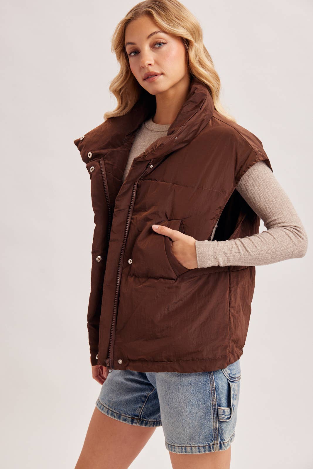 OVERSIZED HIGH NECK QUILTED PUFFER VEST